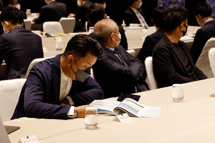 第11期決算説明会をコンラッド大阪にて開催しました。